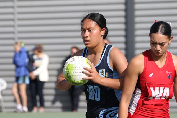 2024--UNISS-Netball-Prems-v-Howick-----10