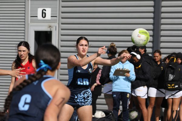 2024--UNISS-Netball-Prems-v-Howick-----93