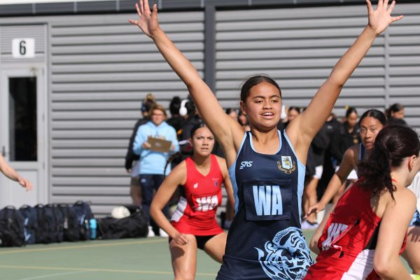 2024--UNISS-Netball-Prems-v-Howick-----95